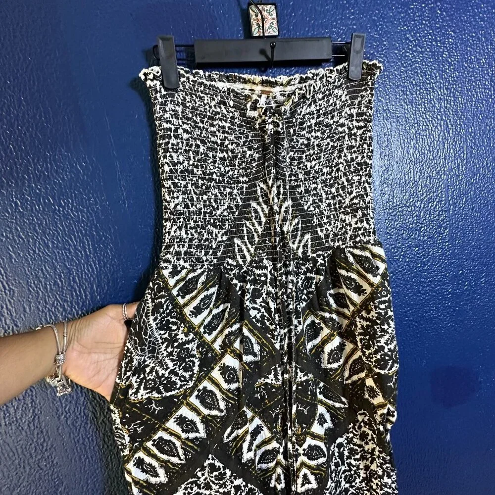 Free People Boho Smocked Strapless Jumpsuit Cropped Balloon LegS Aztec M Casual - Picture 7 of 11